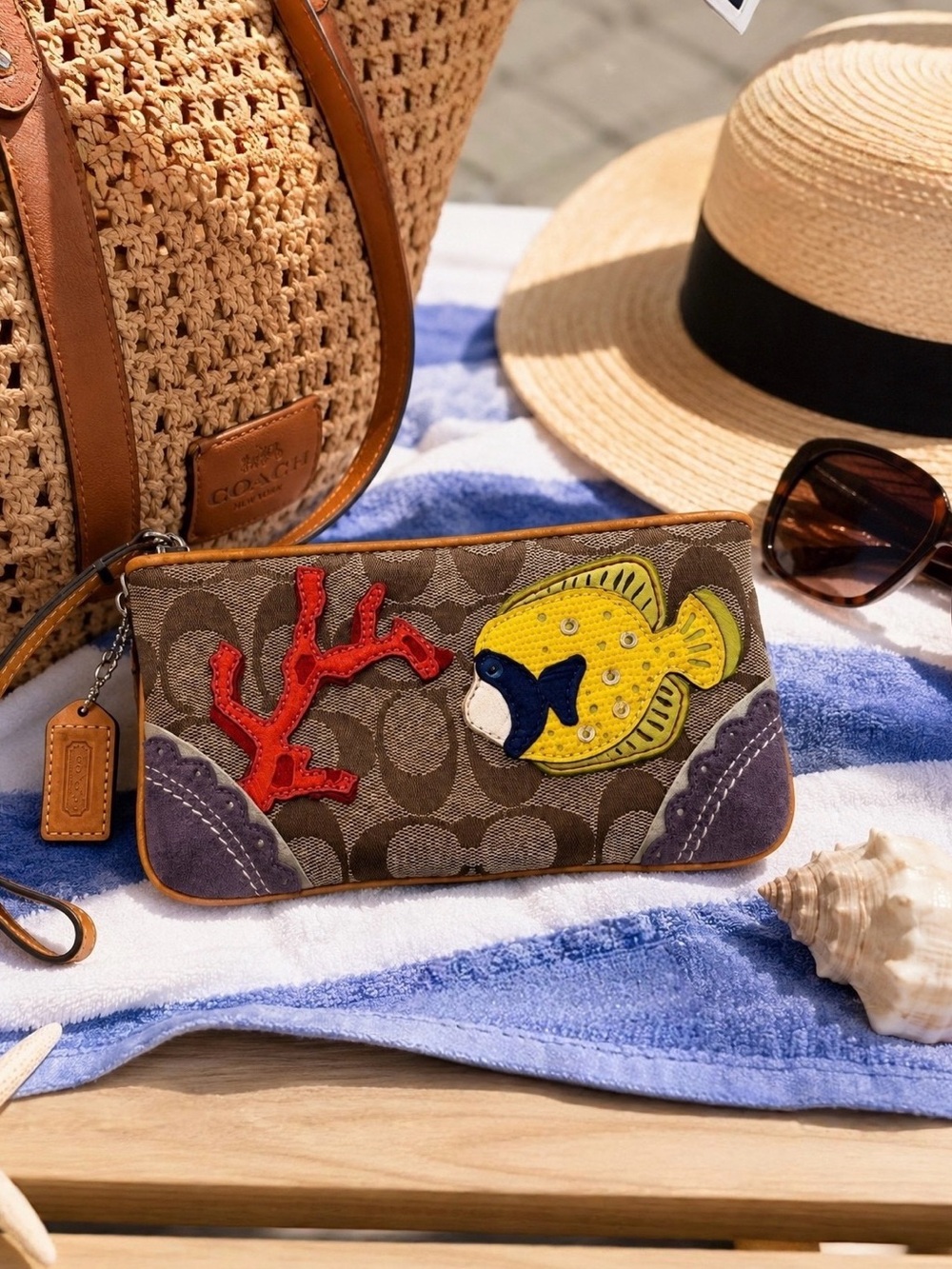 Coach Rare Limited Edition Signature Fish & Coral Appliqué Wristlet Y2K Coastal